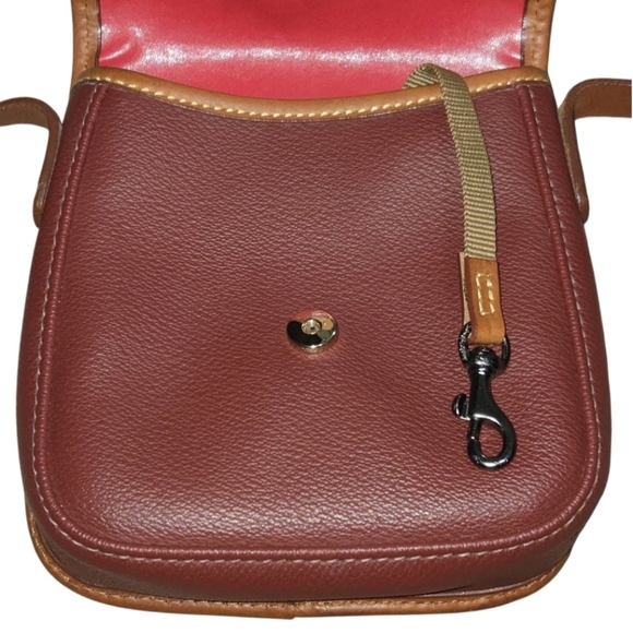 Dooney & Bourke (Vintage) North/South Crossbody Bag-EUC - Picture 8 of 15